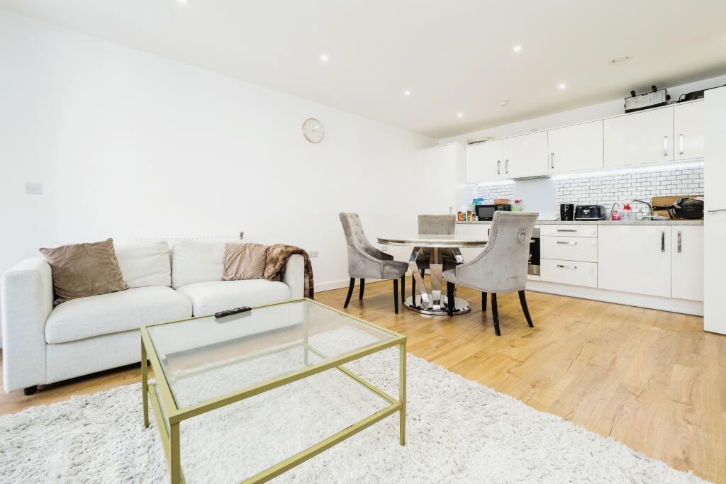 1 bedroom Apartment in Beckton, United Kingdom No. 11455