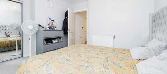 1 bedroom Apartment in Beckton, United Kingdom No. 11455 8