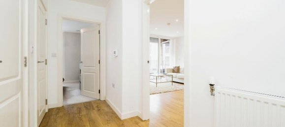 1 bedroom Apartment in Beckton, United Kingdom No. 11455 10