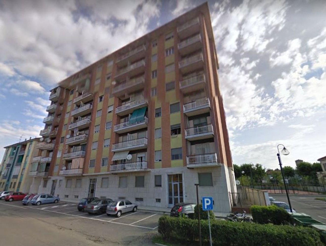 3 rooms Apartment in Livorno Ferraris, Italy No. 43781