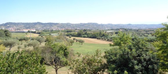 7 Schlafzimmer Haus in Città Sant'Angelo, Italy, Nr. 372146 33