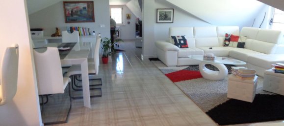 7 Schlafzimmer Haus in Città Sant'Angelo, Italy, Nr. 372146 20