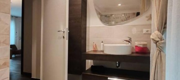 Villa de 5 habitaciónes en San Giuliano Milanese, Italy No. 33372 24