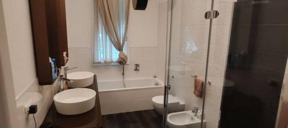 Villa de 5 habitaciónes en San Giuliano Milanese, Italy No. 33372 37