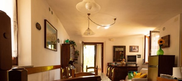 Дом с 7 комнатами в Монтефьорино, Италия № 169299 29