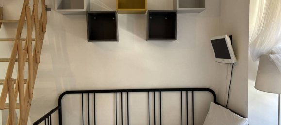 Studio in Milan, Italy No. 313885 3