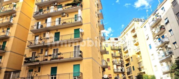 1 Schlafzimmer Wohnung in Naples, Italy, Nr. 321870 3