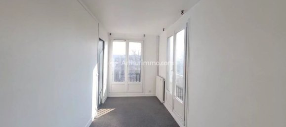 Apartamento de 1 dormitorio en Villiers-le-Bel, France No. 146629 6