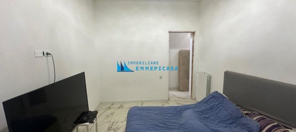 7 rooms Apartment in Massa, Italy No. 188989 6