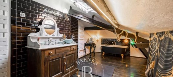 5 bedrooms Villa in Grasse, France No. 340811 11