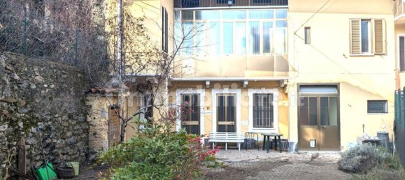 3 bedrooms House in Bollengo, Italy No. 196078 4