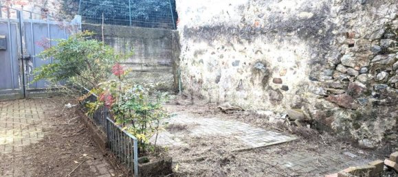 3 bedrooms House in Bollengo, Italy No. 196078 33