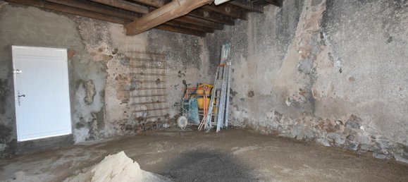 Casa de 4 dormitorios en Saint-Prix, France No. 203778 10