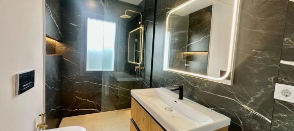 2 Schlafzimmer Penthouse in Marbella, Spain, Nr. 135653 11