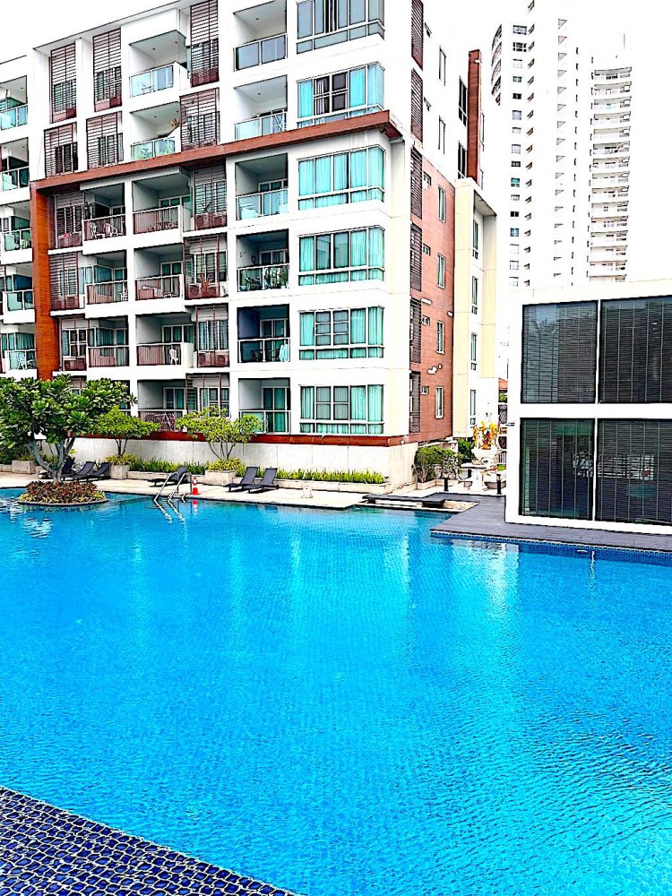 2 bedrooms Condo in Hua Hin, Thailand No. 7772