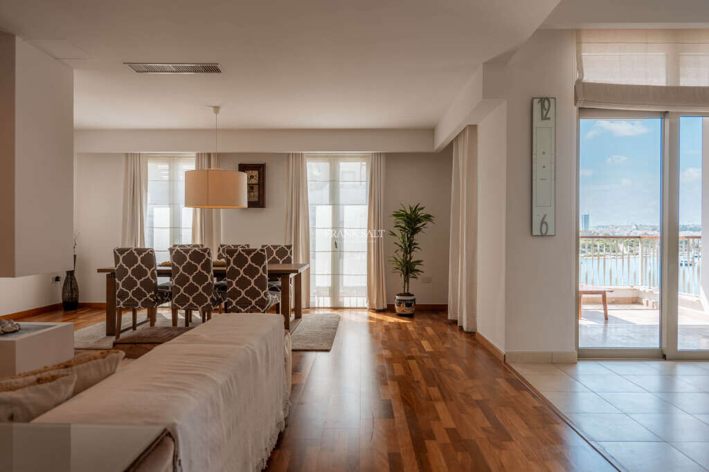 3 bedrooms Apartment in Sliema, Malta No. 3706