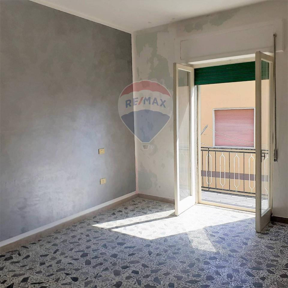 Apartamento de 6 habitaciónes en Tollo, Italy No. 106975