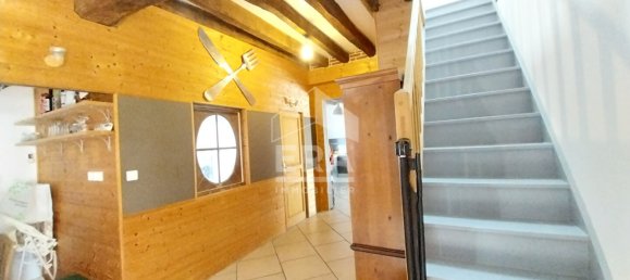 3 bedrooms House in Blois, France No. 70007 3