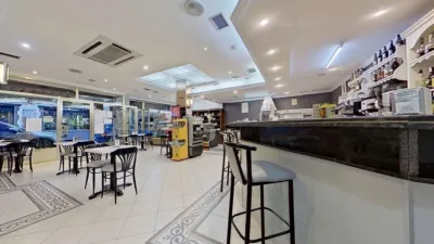 Imóvel comercial em La Zubia, Spain 216 m² N.º 208010