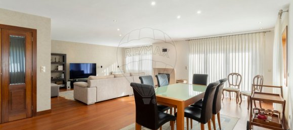 4 bedrooms House in Mindelo, Portugal No. 185815 6