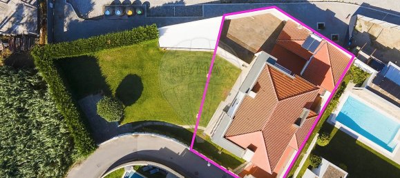 4 bedrooms House in Mindelo, Portugal No. 185815 2
