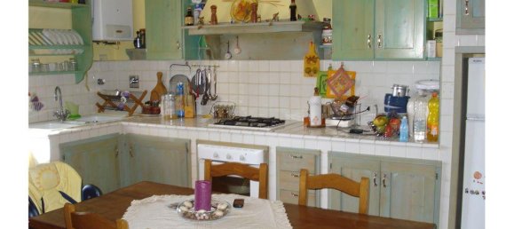 5 rooms Apartment in Reggello, Italy No. 37723 10