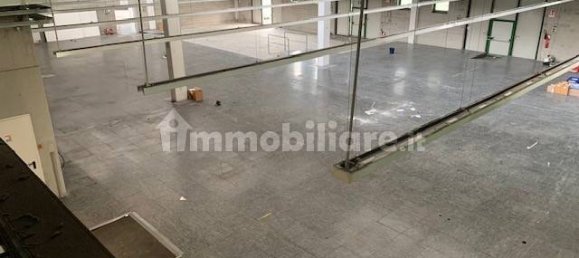 Entrepôt à Monza, Italy 3300m² No. 215673 25