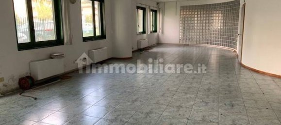 Entrepôt à Monza, Italy 3300m² No. 215673 40