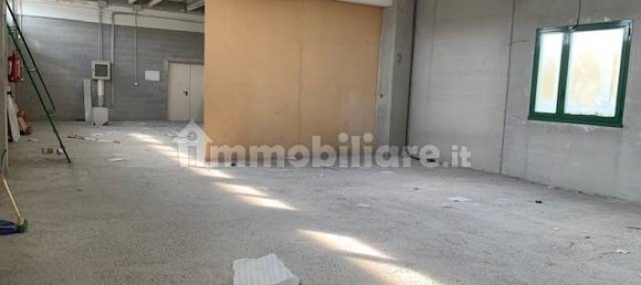 Entrepôt à Monza, Italy 3300m² No. 215673 31