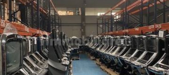 Entrepôt à Monza, Italy 3300m² No. 215673 3