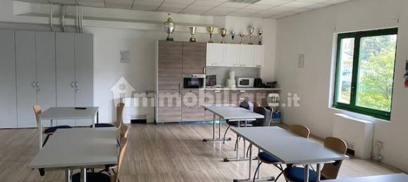 Entrepôt à Monza, Italy 3300m² No. 215673 8