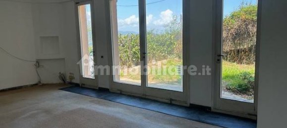 Apartamento de 3 dormitorios en Arenzano, Italy No. 266652 6