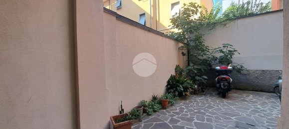 2 bedrooms Apartment in Milan, Italy No. 360699 25