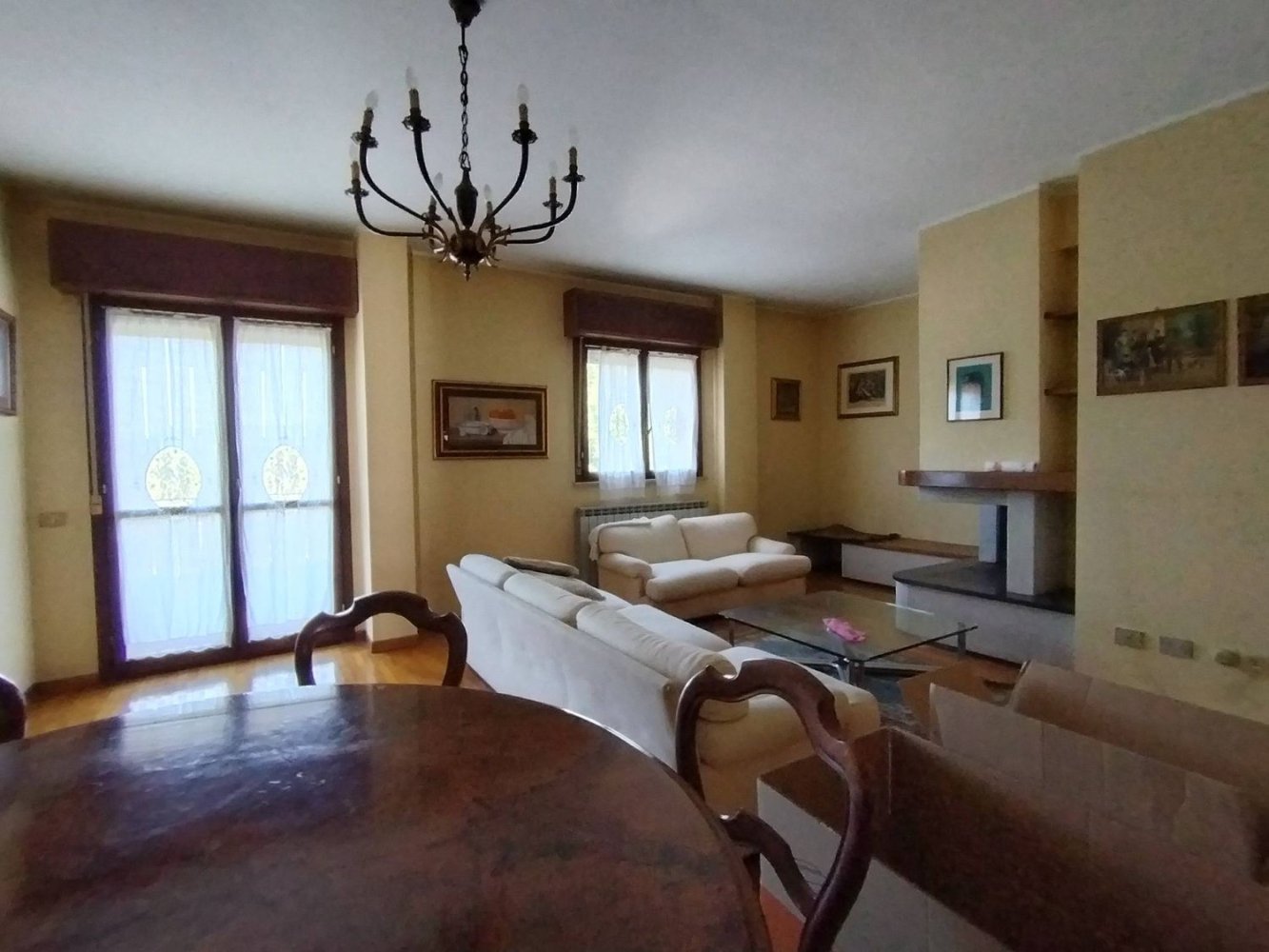 Apartamento de 4 dormitorios en Pesaro, Italy No. 329921