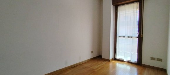 Apartamento de 4 dormitorios en Pesaro, Italy No. 329921 9