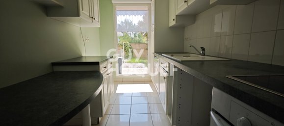 1 bedroom Apartment in Chartres, France No. 78931 6