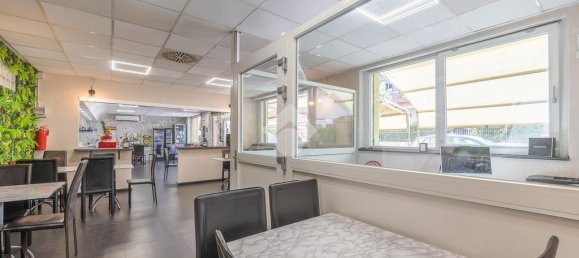 4 rooms Commercial property in Guidonia Montecelio, Italy No. 314471 24