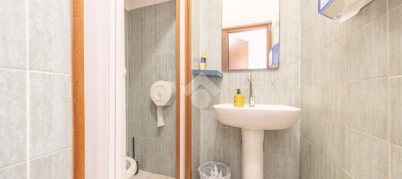 4 rooms Commercial property in Guidonia Montecelio, Italy No. 314471 29