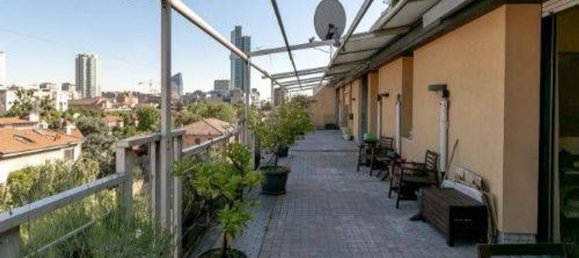 5 rooms Apartment in Milan, Italy No. 244218 8