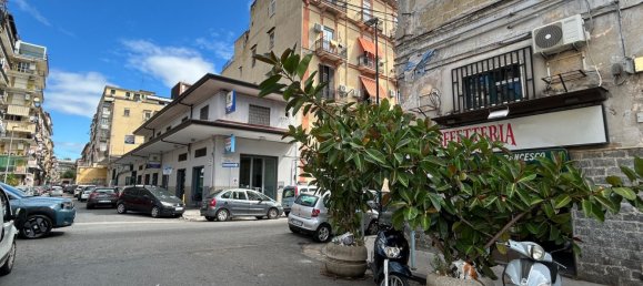 Gewerbliche Immobilie in Naples, Italy 73m², Nr. 267579 19