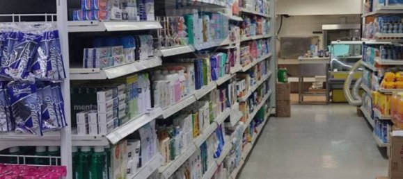 2-Zimmer Gewerbliche Immobilie in Caltagirone, Italy, Nr. 232472 3