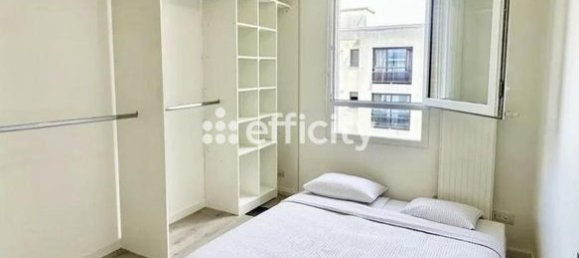 2 bedrooms Apartment in Bondy, France No. 360055 3