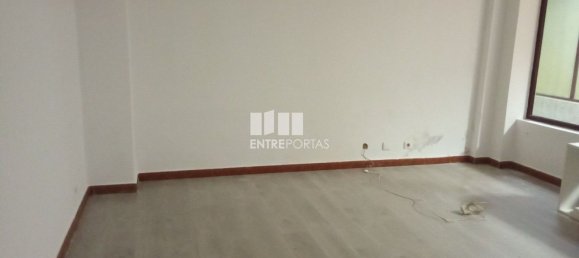 Коммерческая недвижимость 17м² в Каминья, Португалия № 61943 11