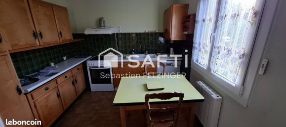 2 bedrooms House in Laon, France No. 49823 4