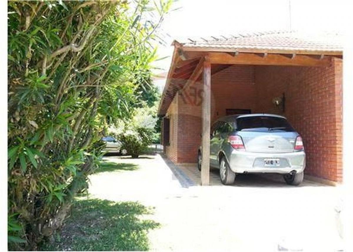 3 bedrooms House in Pilar, Argentina No. 7829