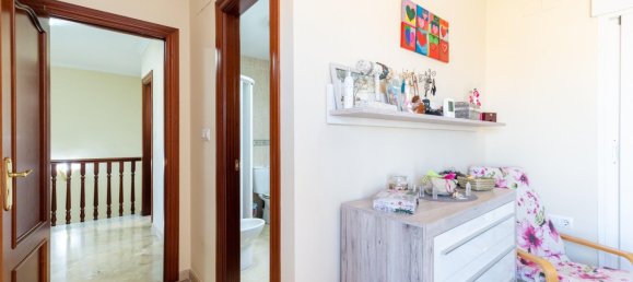 3 bedrooms Townhouse in Peligros, Spain No. 175146 10