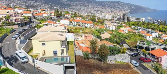 3 bedrooms Villa in Funchal, Portugal No. 94326 34