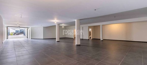 3 bedrooms Villa in Funchal, Portugal No. 94326 33