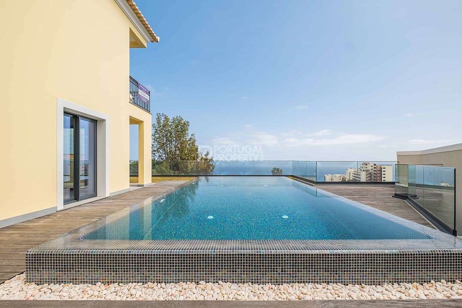3 bedrooms Villa in Funchal, Portugal No. 94326