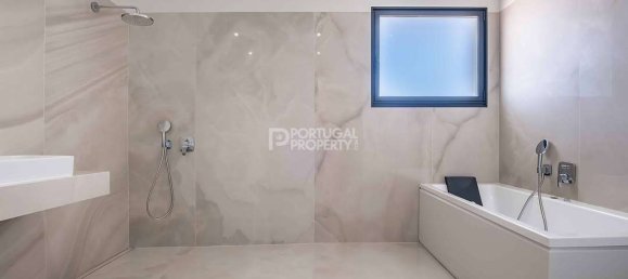 3 bedrooms Villa in Funchal, Portugal No. 94326 18